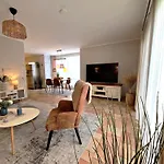 5 Min Zum Fleesensee, Sauna, Eingezaeunter Garten, Hunde Willkommen * Göhren-Lebbin
