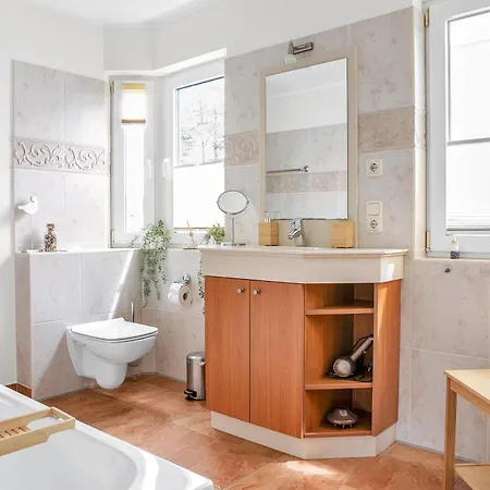 בית נופש Ruhiges Ferienhaus Am Fleesensee Mit Privatem Garten & Sauna