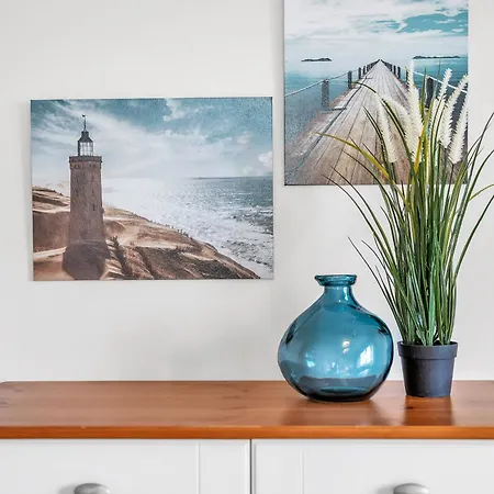 Ruhiges Ferienhaus Am Fleesensee Mit Privatem Garten & Sauna Göhren-Lebbin