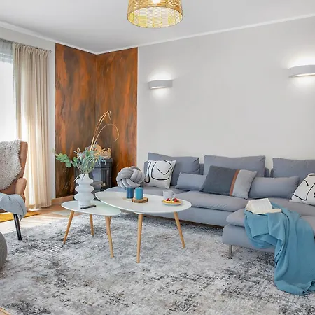Ferienhaus Seerose - Private Sauna, Eingezaeunter Garten & Hunde Willkommen - See 3 Min