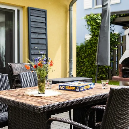 Σπίτι διακοπών Ferienhaus Seerose - Sauna, Eingezaeunter Garten, Hunde, 3 Min Zum See