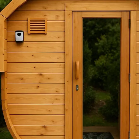 Ruhiges Ferienhaus Am Fleesensee Mit Privatem Garten & Sauna בית נופש