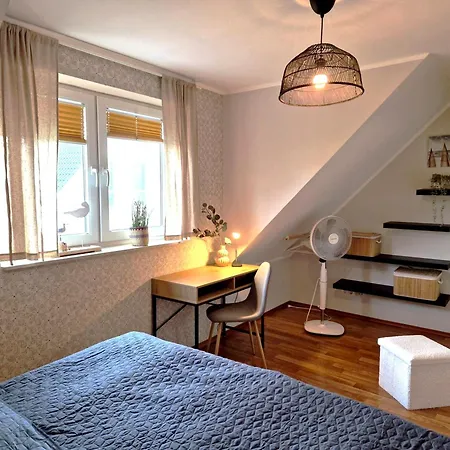 Ferienhaus Seerose - Private Sauna, Eingezaeunter Garten & Hunde Willkommen - See 3 Min
