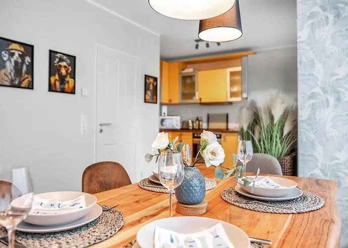 Fleesensee - 5 Min Zum See - Sauna - Eingezaeunter Garten - Hunde Willkommen * Göhren-Lebbin