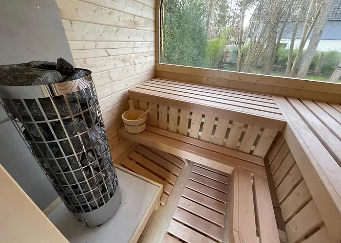 Fleesensee - 5 Min zum See - Sauna - eingezäunter Garten - Hunde willkommen * Göhren-Lebbin