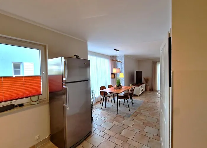 Fleesensee - 5 Min Zum See - Sauna - Eingezaeunter Garten - Hunde Willkommen Göhren-Lebbin