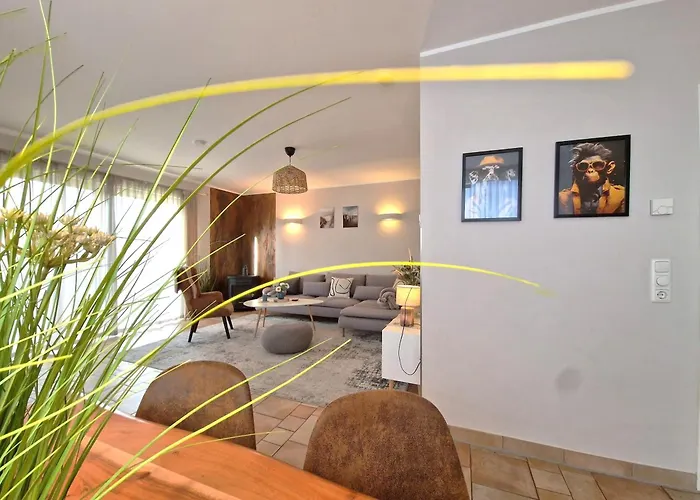 Feriehus Fleesensee - 5 Min Zum See - Sauna - Eingezaeunter Garten - Hunde Willkommen